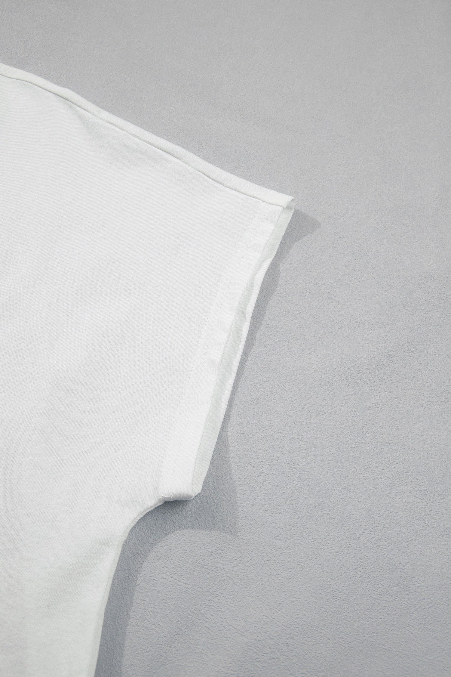 White Plus Size Leopard Bow Embroidered Patch Casual T Shirt